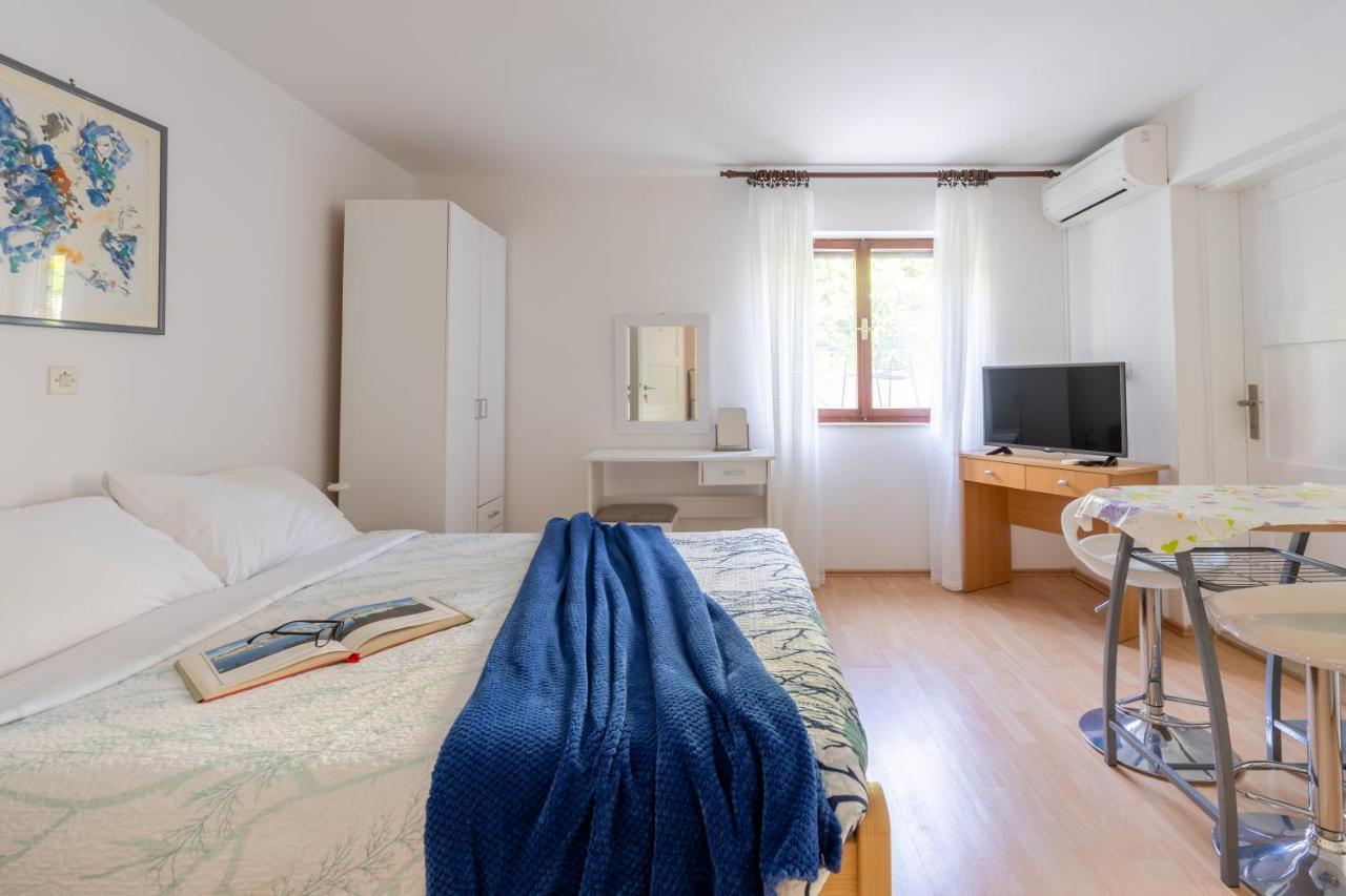 Apartmani&Soba Mimi Rovinj Exterior foto