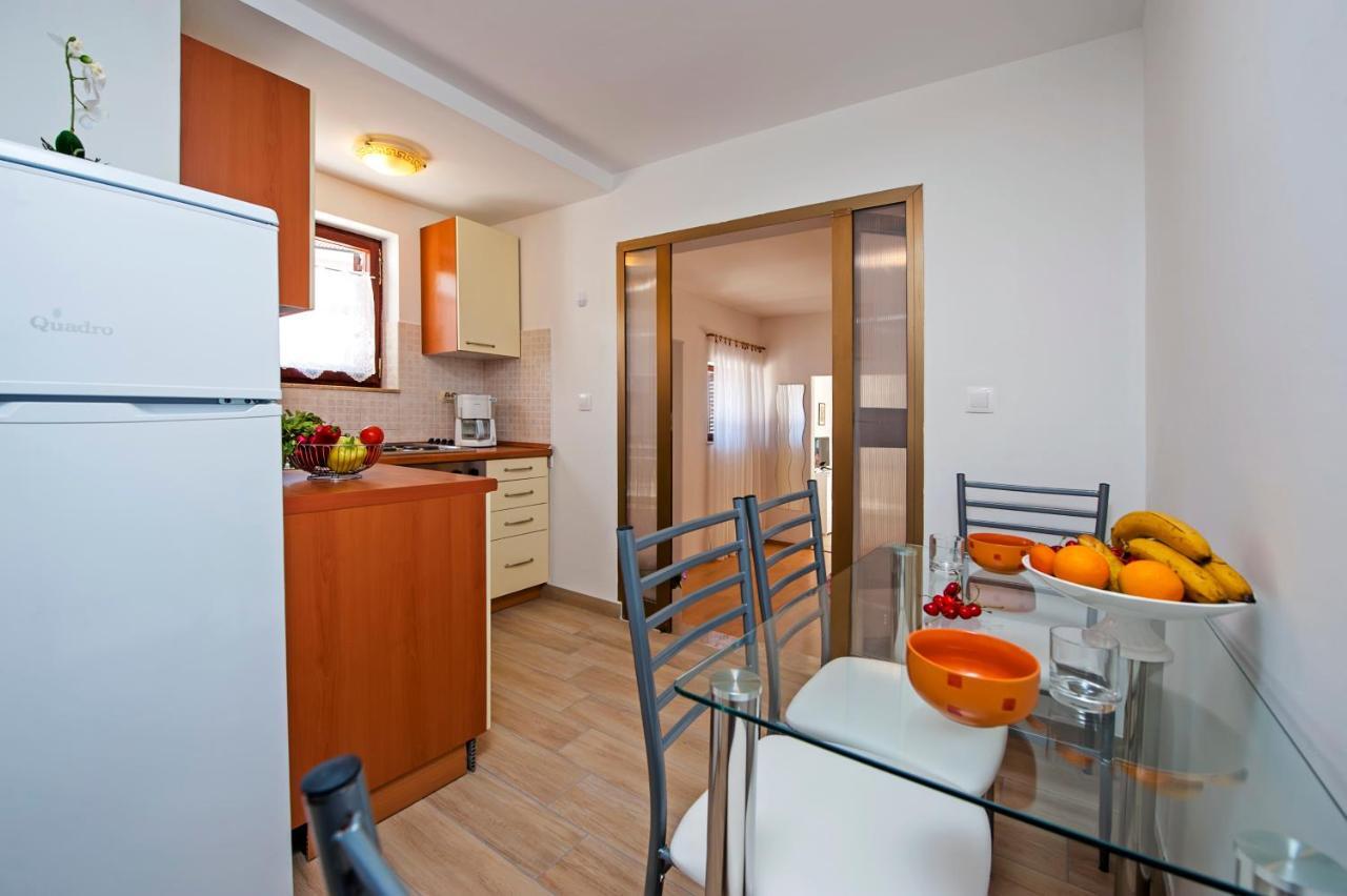Apartmani&Soba Mimi Rovinj Exterior foto
